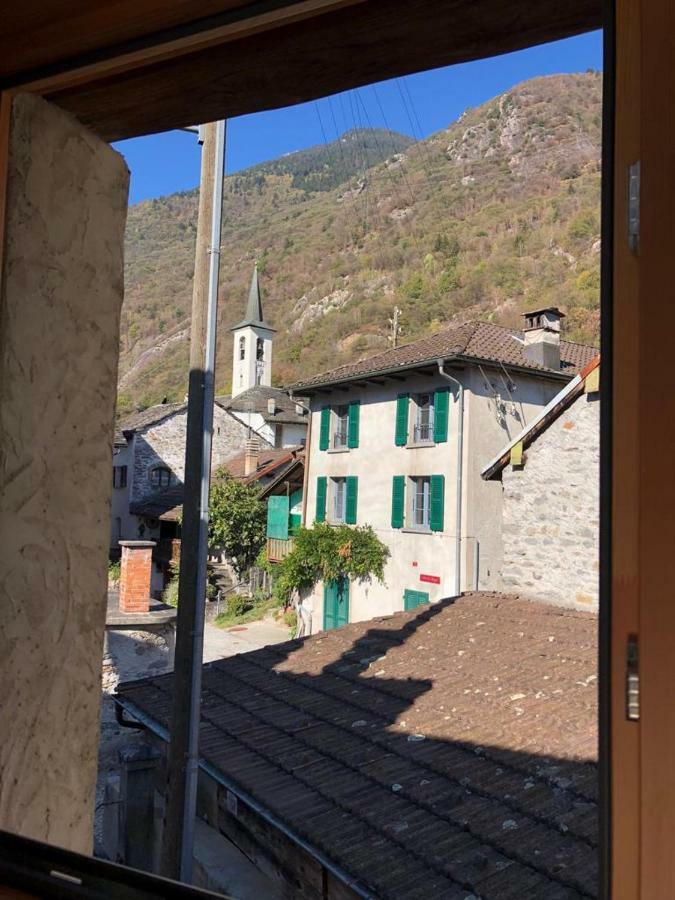 Rustico Cadrobi 20 Bed & Breakfast San Vittore Exterior photo