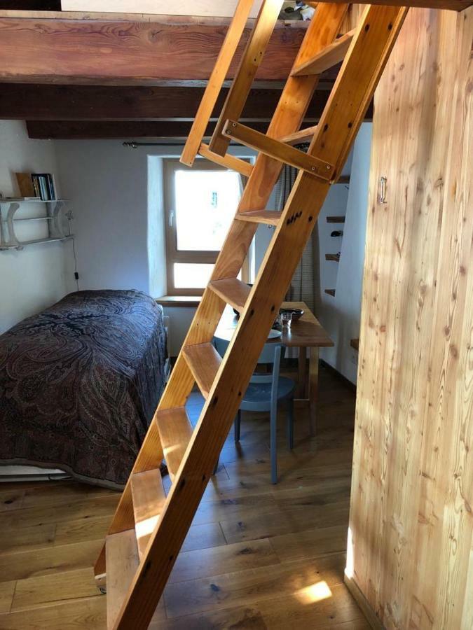 Rustico Cadrobi 20 Bed & Breakfast San Vittore Exterior photo
